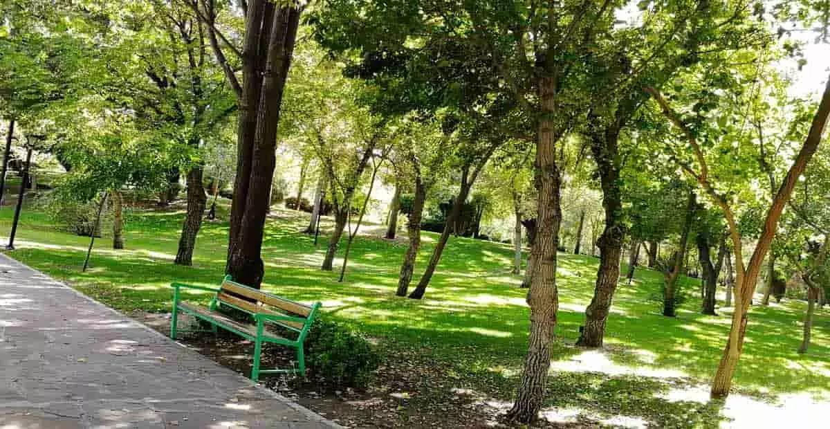 حديقة ملت في مشهد المقدسة ايران